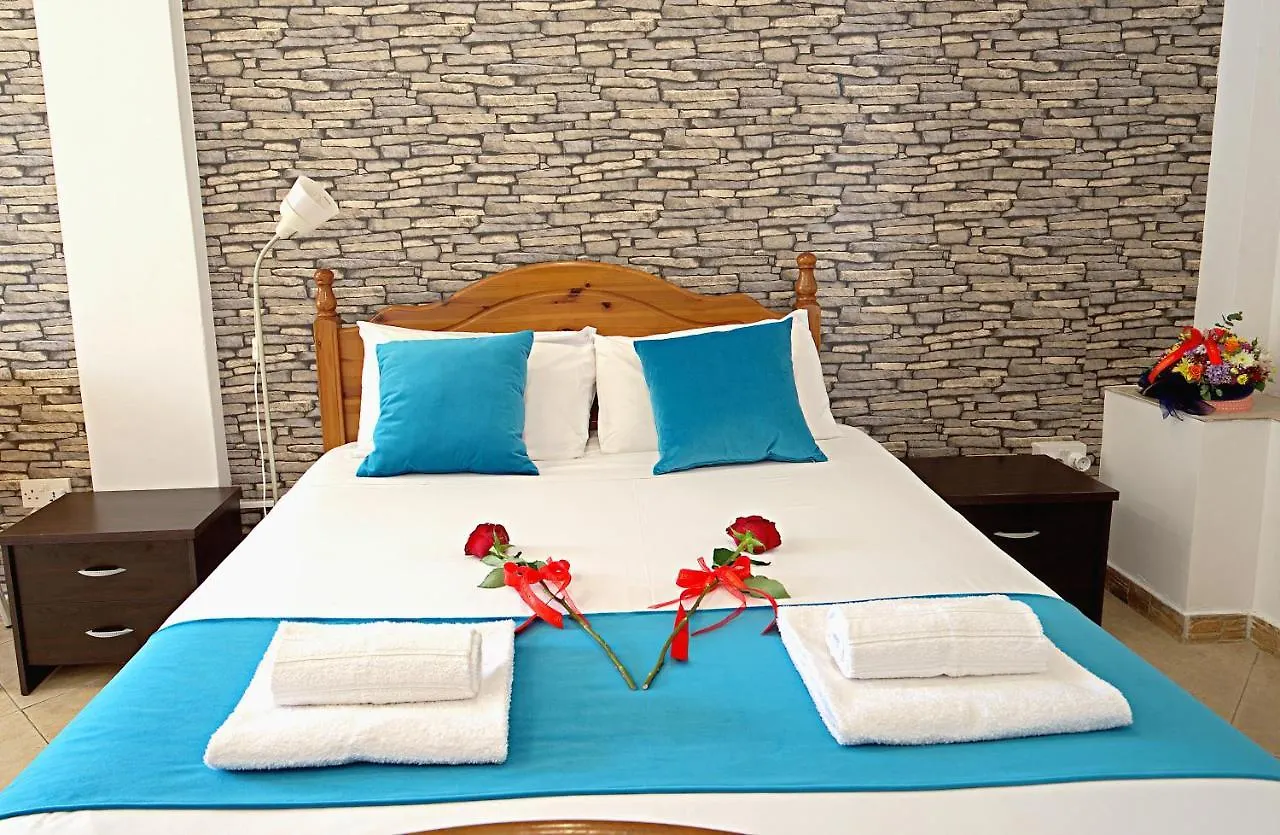 Pieris Apartments Айя-Напа